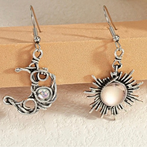 Bohemian Astrology Sun Moon Silver Wire Wrapped Celestial Stone Mismatch Dangles - Picture 16 of 16